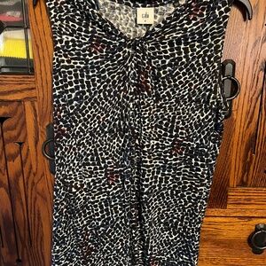 CAbi black and white animal print, sleeveless top in Womens Med